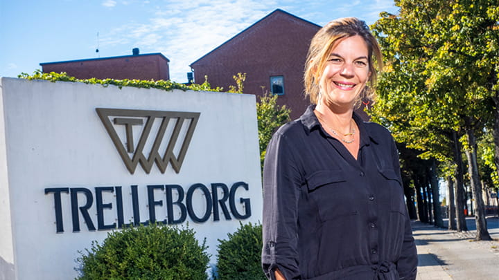 woman-outside-of-Trelleborg-HQ