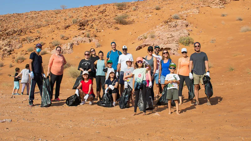 Dubai-desert-cleanup