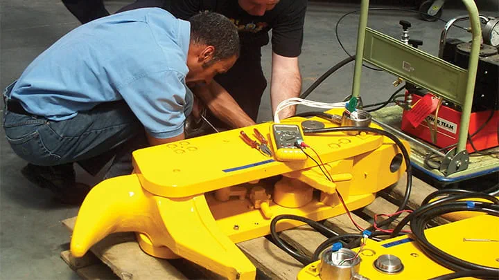 Docking-and-mooring-inspection-maintenance