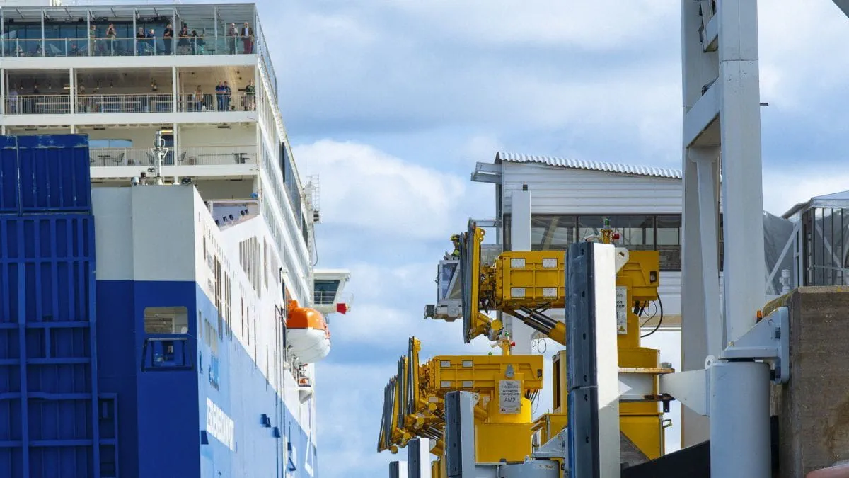 Docking and Mooring AutoMoor Port of Langnas