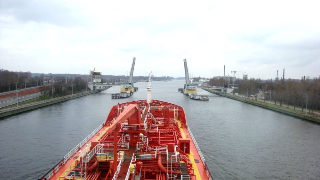 Piloting and Navigation